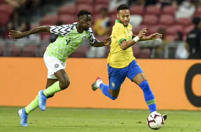Uất hận giùm Neymar, chuyên gia lên tiếng đòi tẩy chay loạt trận giao hữu