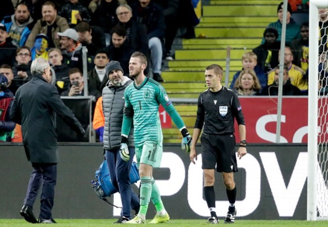 SỐC! De Gea chấn thương, HLV Tây Ban Nha hé lộ sự thật khó ngờ