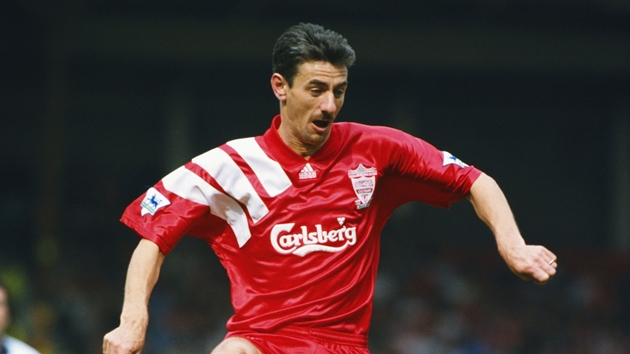 10 nhân vật bóng đá nổi tiếng sinh ngày 20/10: Huyền thoại Liverpool, sao Juventus