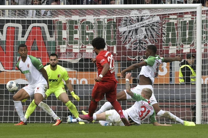 Sao Bayern "hóa Robben", NHM bùng nổ trên mạng xã hội