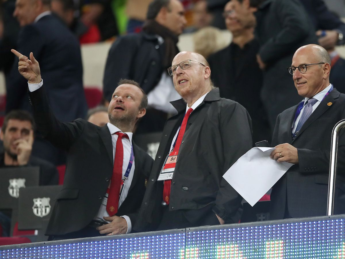 'Giải cứu' Man Utd, tỷ phú Ả-Rập ra giá lần 3 khiến nhà Glazers xiêu lòng