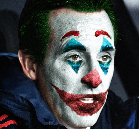 Ảnh bài viết Cười té ghế với loạt ảnh chế "Tên hề Emery"