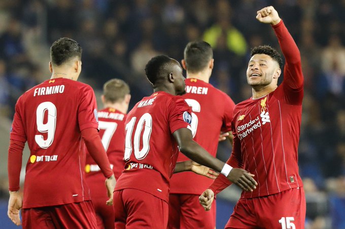 Người cũ Man Utd cũng phải trầm trồ với siêu phẩm của Ox-Chamberlain