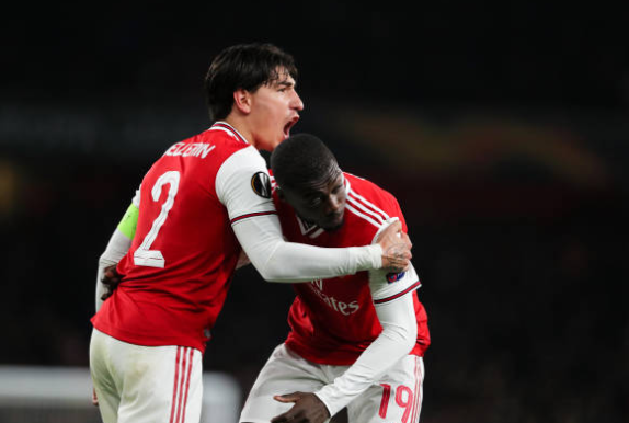 "Bom tấn" thăng hoa, Arsenal ngược dòng đầy kịch tính trước Vitoria