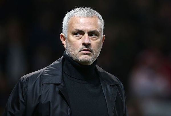 Ảnh bài viết "Sợ" Jose Mourinho, Ramos xách động hàng loạt trụ cột Real làm 1 điều cho Zidane