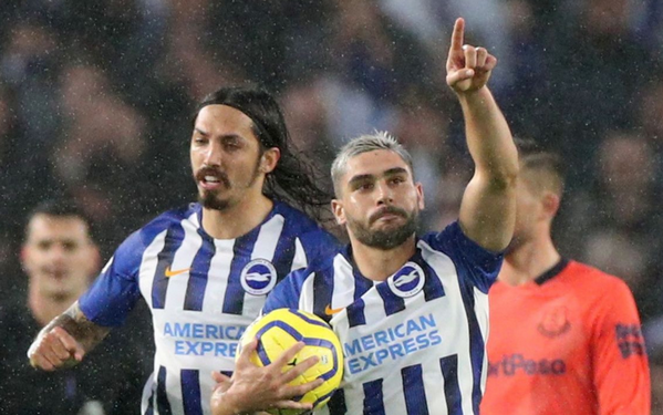 Ngược dòng ngoạn mục, Brighton đẩy Man United xuống 1 hạng