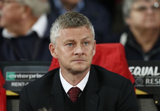 'Ác mộng' của Solskjaer hồi tưởng, M.U coi chừng sa lầy tại Carrow Road