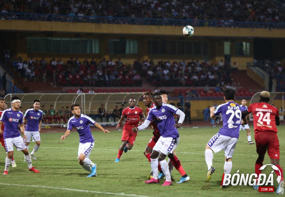 TRỰC TIẾP CLB Hà Nội 3-0 CLB TP.HCM (Kết thúc): Chủ nhà giành vé vào chung kết