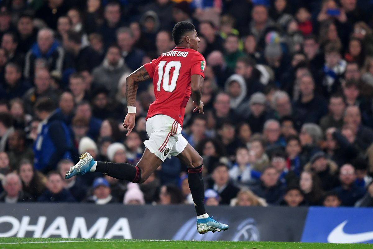 'CR7' xuất hiện ở Stamford Bridge làm De Gea 'cạn lời'