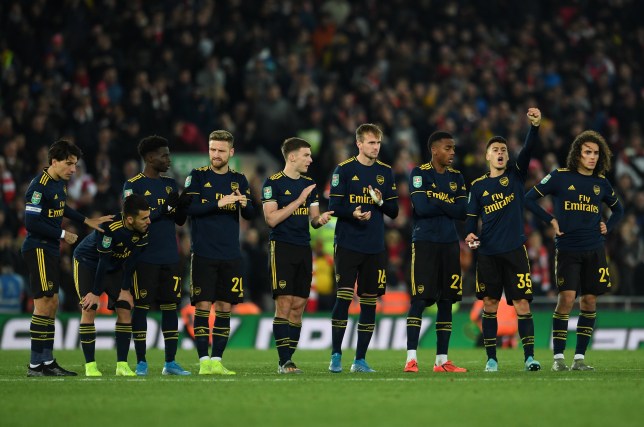 Thua Liverpool, Arsenal tan đàn xẻ nghé, tân binh ra mặt chấn chỉnh ngay trên sân