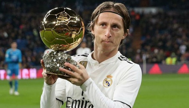 NÓNG! “Sếp lớn” AC Milan xác nhận việc chiêu mộ Luka Modric