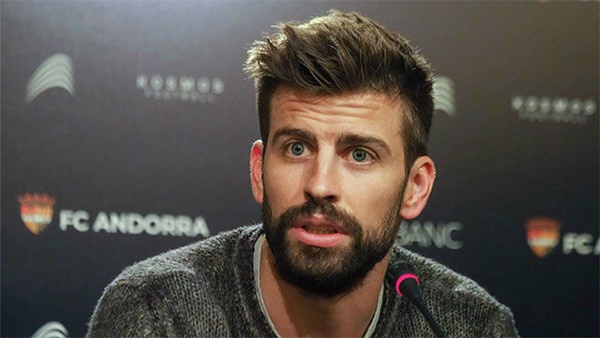 SỐC! Pique gọi PSG là "nhà tù"
