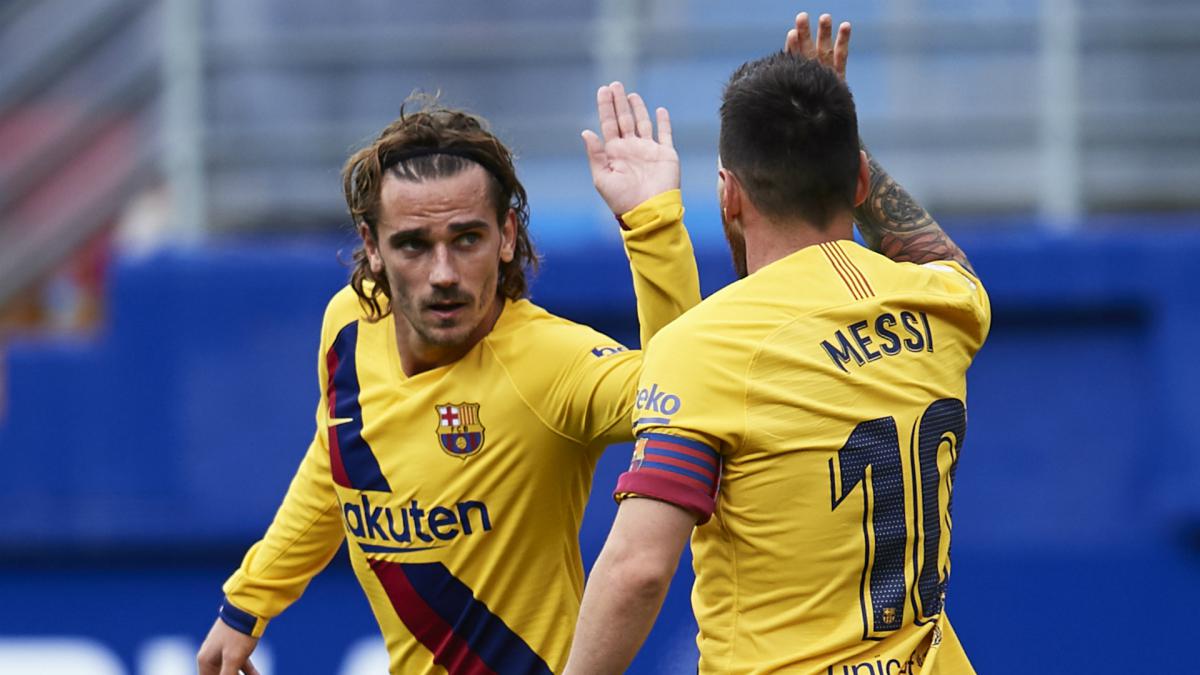 CĐV Barca: "Thật bệnh hoạn, dẹp ngay hắn ta và trao cơ hội cho Griezmann đi!"