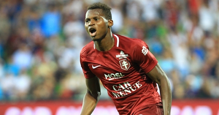 Big Six cẩn thận, Leicester sắp có "Vua dội bom" Ligue 1