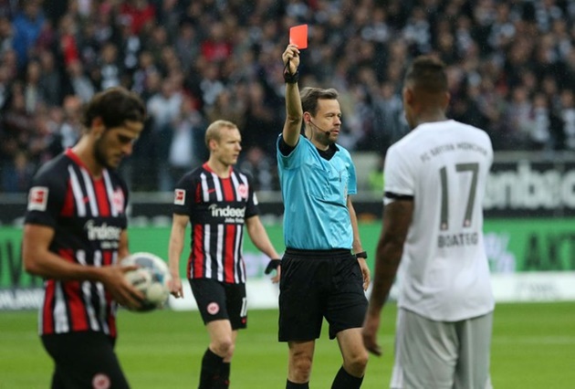 NÓNG! Đại bại, Bayern công bố quyết định quá sốc