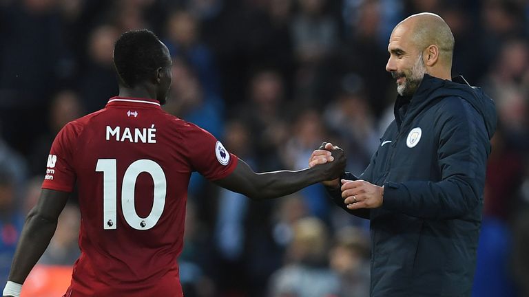 Pep Guardiola: "Cầu thủ Liverpool đó là chuyên gia ăn vạ"