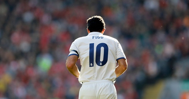 Tiền vệ xuất sắc: Luis Figo