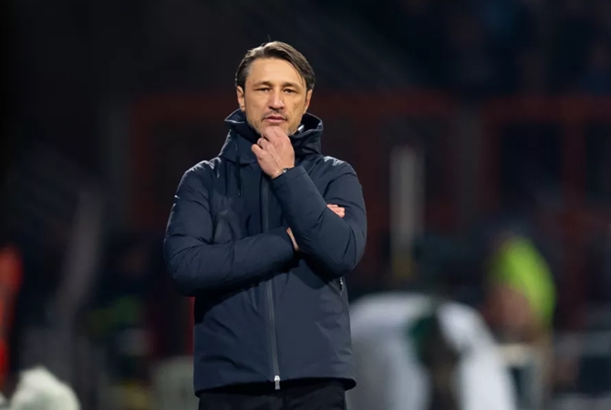 Cú lừa! Kovac tuyên bố 3 câu chấn động với các cầu thủ Bayern rồi lật kèo ra đi 