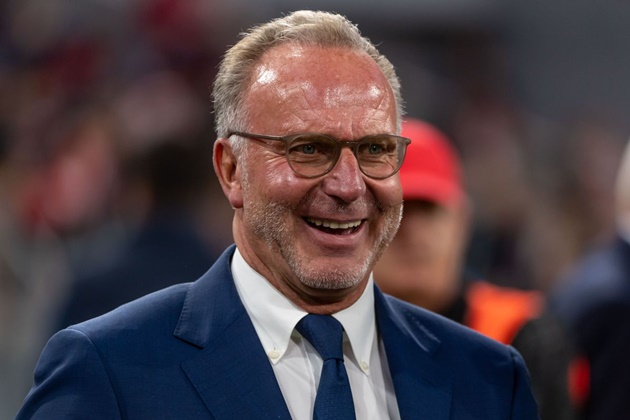 Sóng gió bủa vây, CEO Bayern Munich chỉ mong đội bóng làm được 1 điều