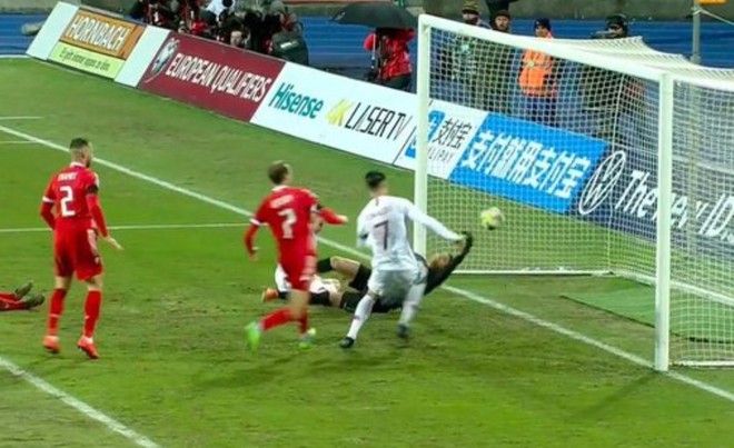 Ảnh bài viết Cristiano Ronaldo - Từ kẻ bị cướp, trở thành kẻ cướp