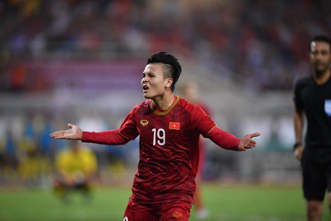 Ảnh bài viết Đấu Thái, Việt Nam chờ Quang Hải "vẽ cầu vồng"!