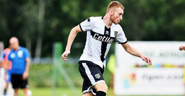 Giám đốc nói gì khi "ngọc quý" bị Man Utd và Arsenal xâu xé?
