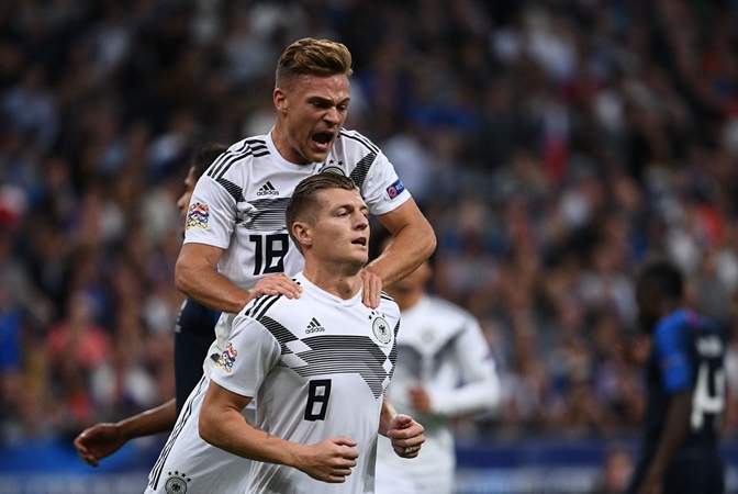 Kroos nhắn gửi "buồng phổi" của Bayern: "Tôi không bất ngờ khi tỏ ra hòa hợp với cậu ấy"