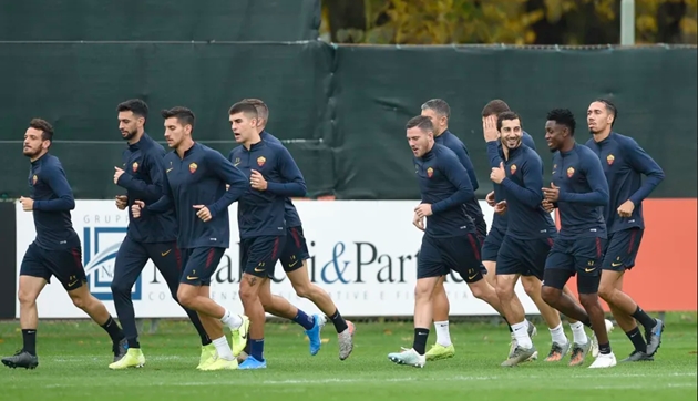 Ảnh bài viết Cựu sao Man Utd trở lại, AS Roma sẵn sàng đấu Brescia