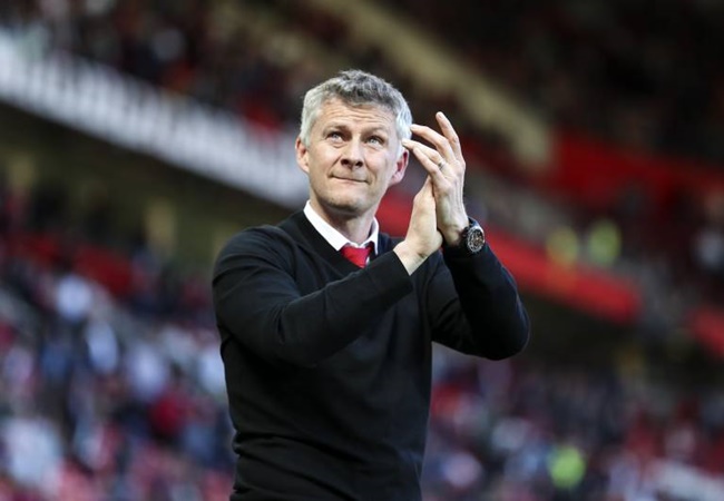 Ảnh bài viết Solskjaer bị dọa 'bay ghế', sao Man Utd gay gắt: "Không ai tốt hơn đâu"