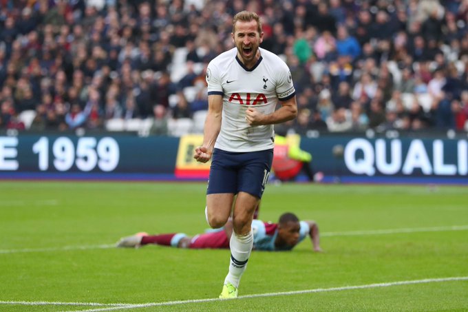 CĐV Tottenham: "Mourinho cũng chẳng cứu được"