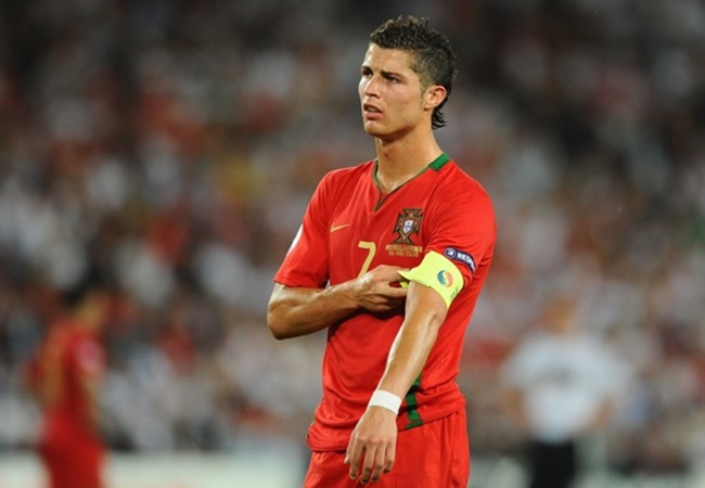 8 thủ quân trẻ nổi tiếng nhất lịch sử: CR7 trên đỉnh; 'Bom tấn' Chelsea