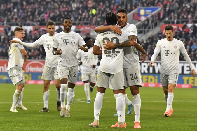 Đội hình tiêu biểu vòng 12 Bundesliga: Nhà vua thị uy sức mạnh