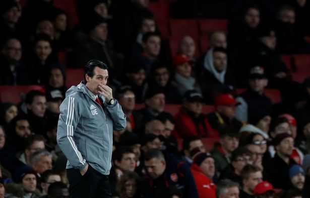 "Sa thải Emery hoặc Arsenal muốn rớt hạng"