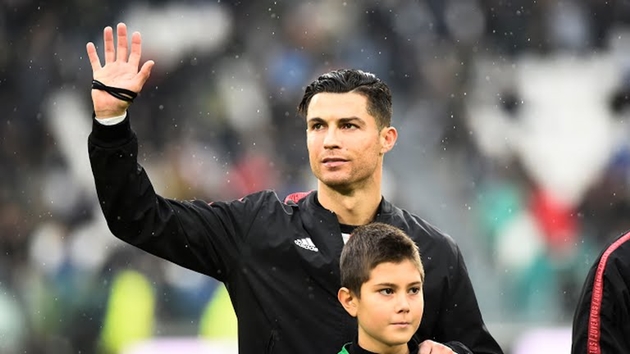 Ảnh bài viết Juventus mất ngôi đầu, Ronaldo vẫn được khen ngợi