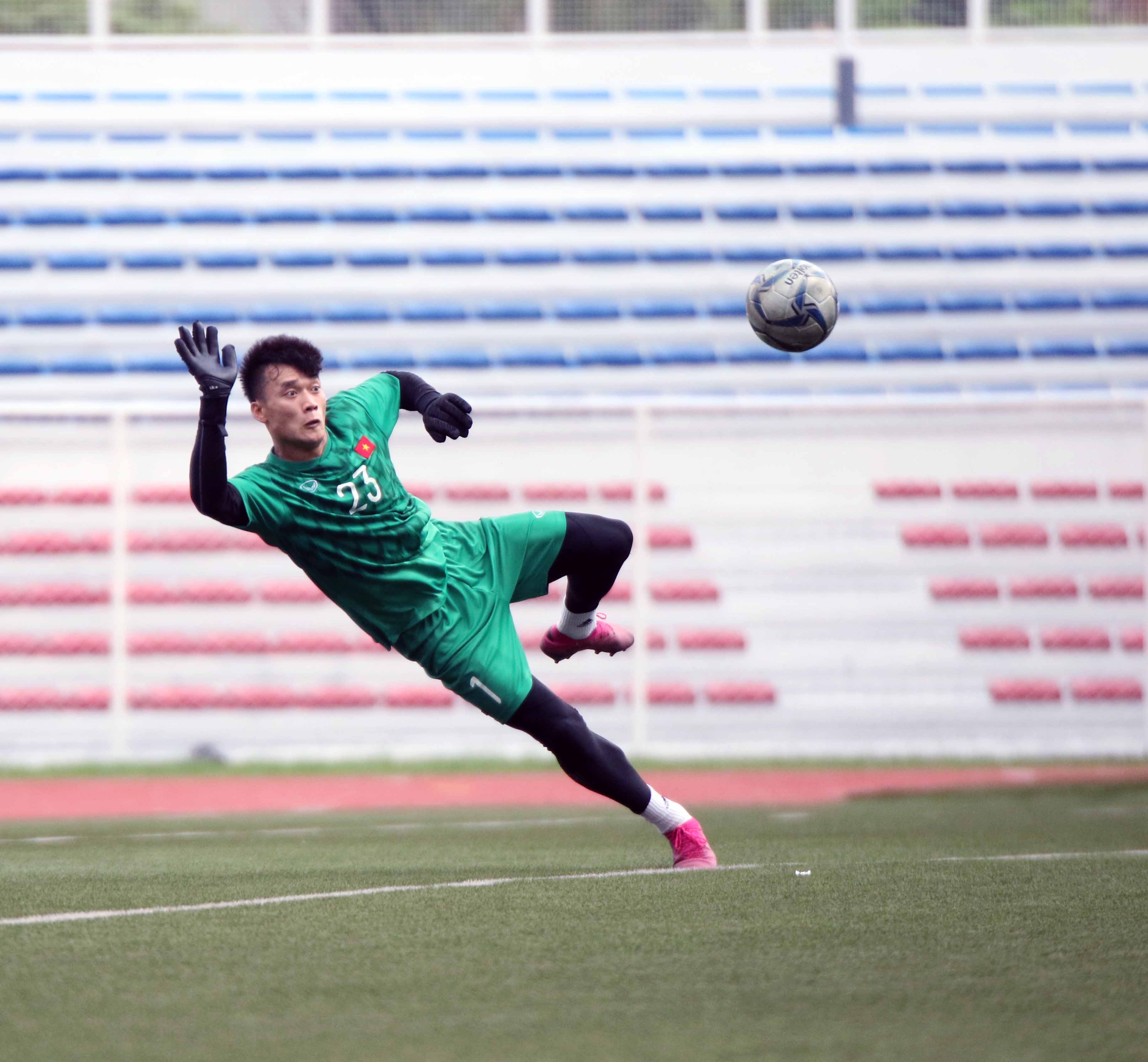 Ảnh bài viết Tiến Dũng, Văn Toản gặp “tai nạn” và thuật dụng binh của tướng Park