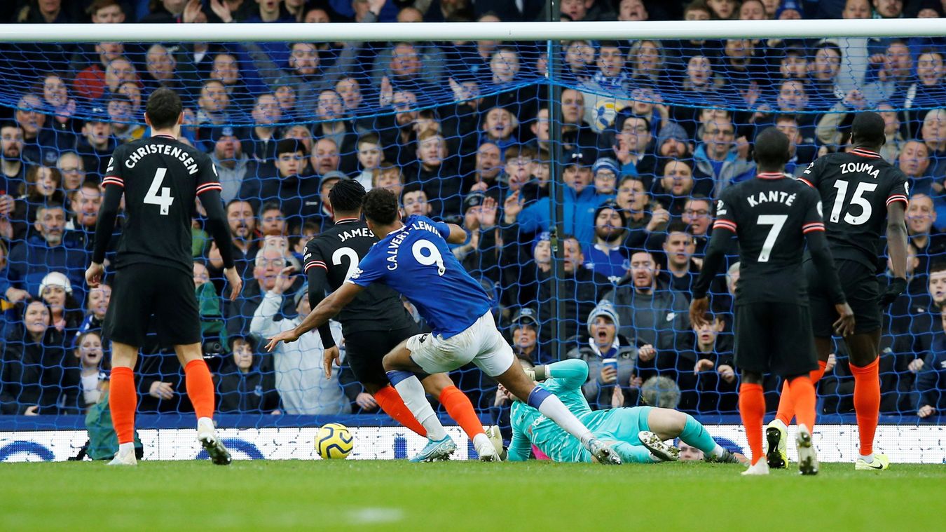 'Pha phòng ngự hỗn loạn của Chelsea'