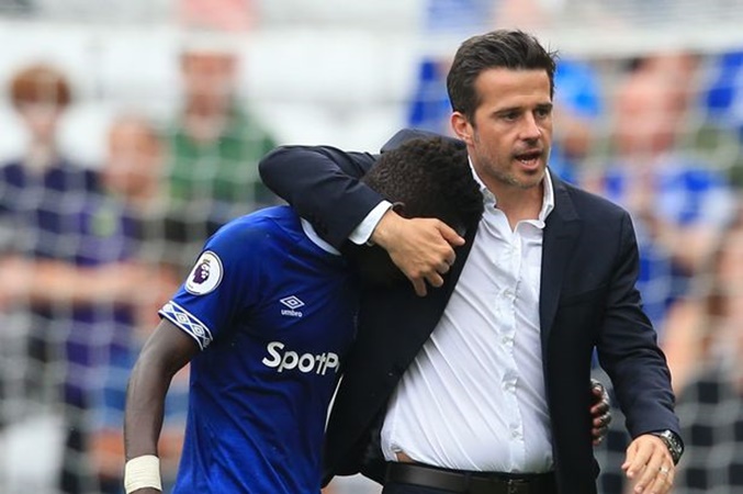 Ảnh bài viết Ngoại hạng Anh sa thải HLV, sao PSG ngay lập tức tri ân thầy cũ