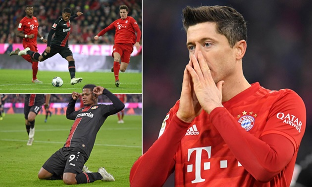 Thất bại đau đớn, các cầu thủ Bayern Munich phản ứng ra sao?
