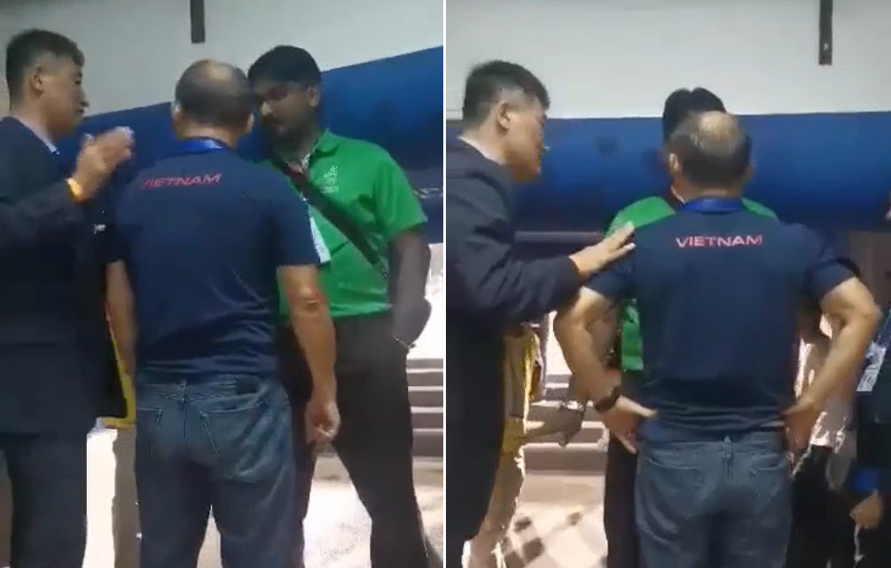 Ảnh bài viết Đây, lý do thầy Park bị "giam lỏng" dưới đường hầm sau chiếc thẻ đỏ