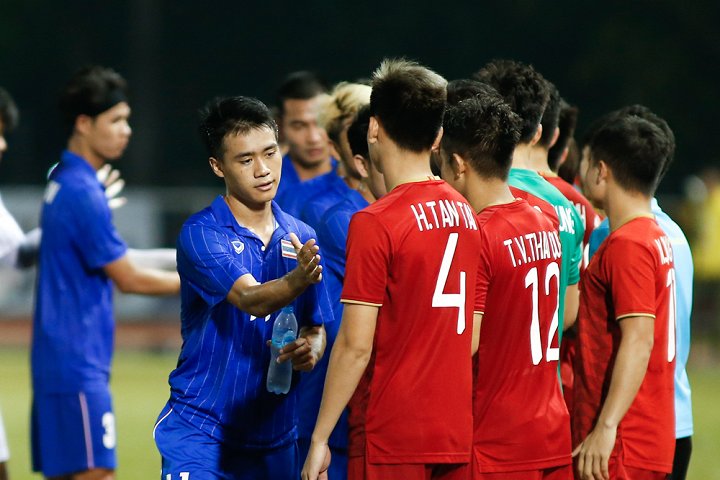 Truyền thông Thái Lan: Đã đến lúc chúng ta phải học tập bóng đá Việt Nam