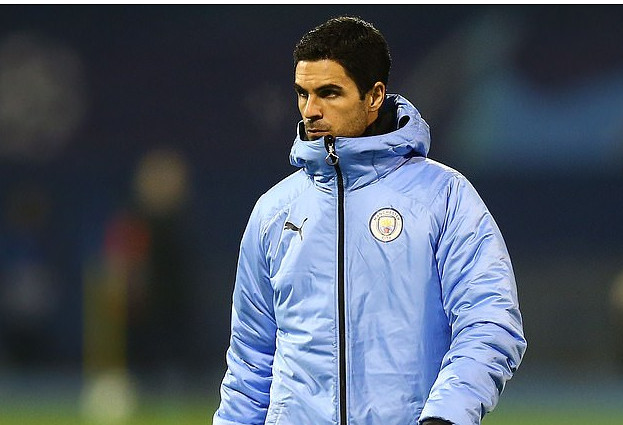 Ảnh bài viết Cánh tay mặt của Guardiola ra điều kiện để "cứu" Arsenal