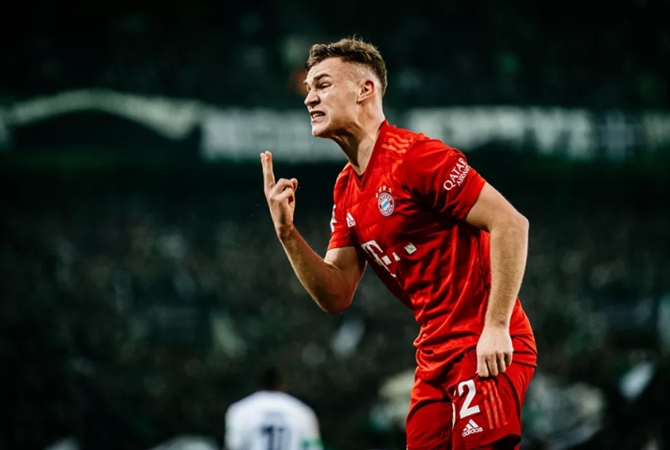 Dám đụng đến "công thần" khiến nội bộ dậy sóng, Kimmich bị NHM "ném đá" dữ dội