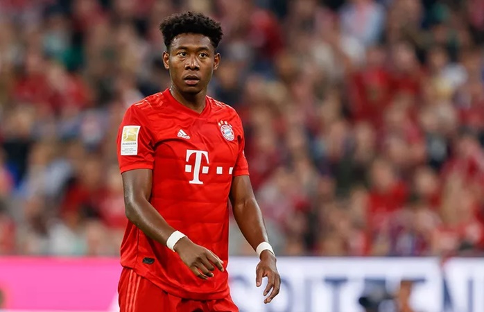 "Quái thú hàng thủ" nói 1 lời, Bayern lo sốt vó
