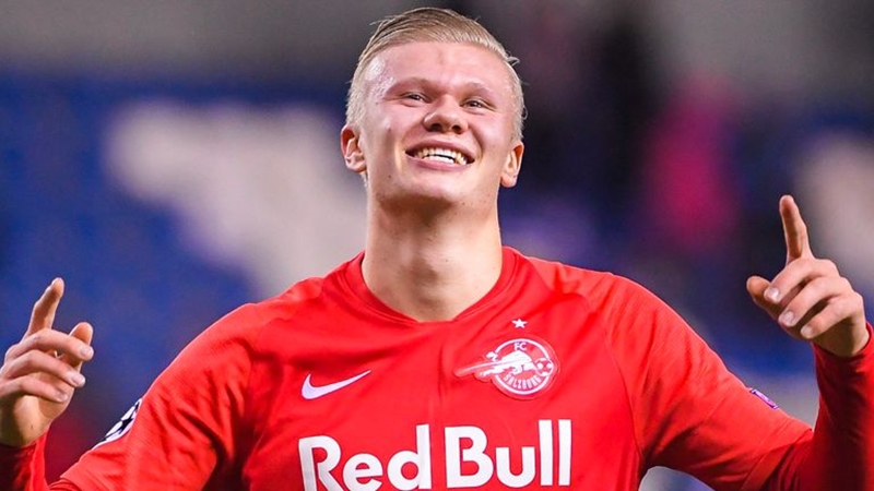 Thấy gì từ việc "sát thủ trẻ thơ" 100 triệu sắp đến Bundesliga thi đấu?