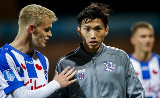Cửa ra sân của Văn Hậu tại Heerenveen sáng ra sao vào giai đoạn 2?