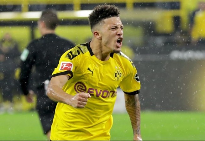 Không chỉ giỏi ghi bàn, "ngọc quý" 100 triệu Dortmund còn biết thể hiện một tuyệt kỹ 