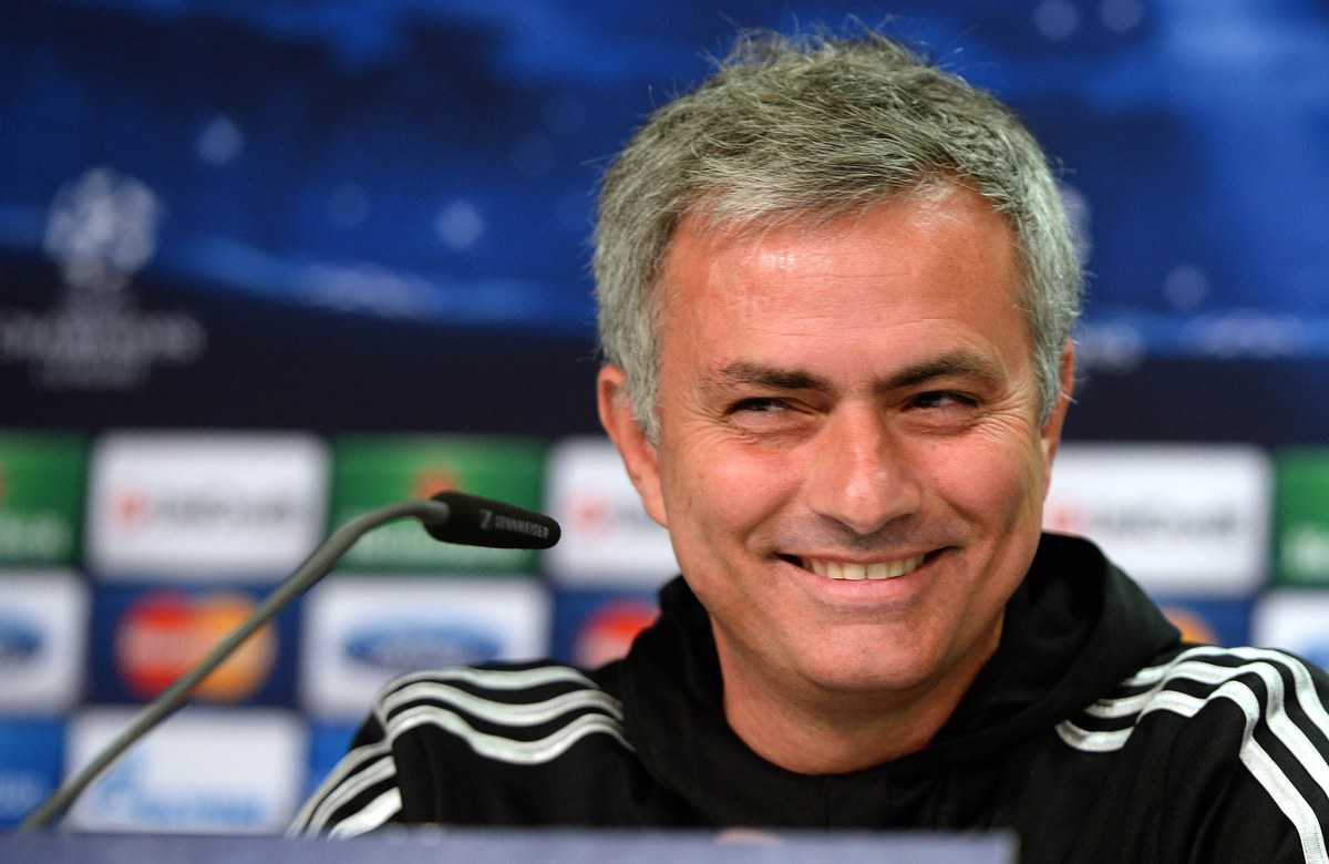 NÓNG! GĐTT tiết lộ bí mật, Mourinho thâu tóm 'quái thú' cân tuyến giữa?