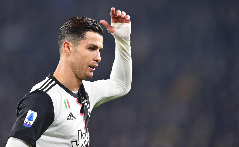 Top 10 cầu thủ xuất sắc nhất thế giới: Ronaldo bật bãi, Mbappe chỉ xếp thứ 4!