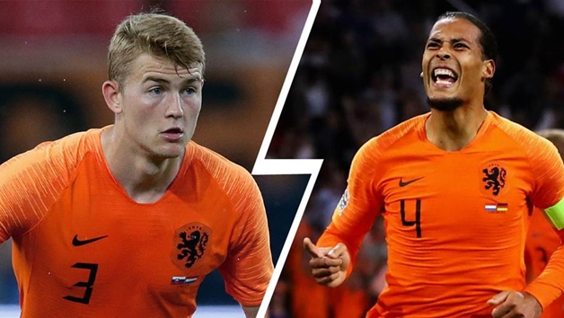 “Họ là những trung vệ tuyệt vời, chỉ xếp sau De Ligt và Van Dijk”