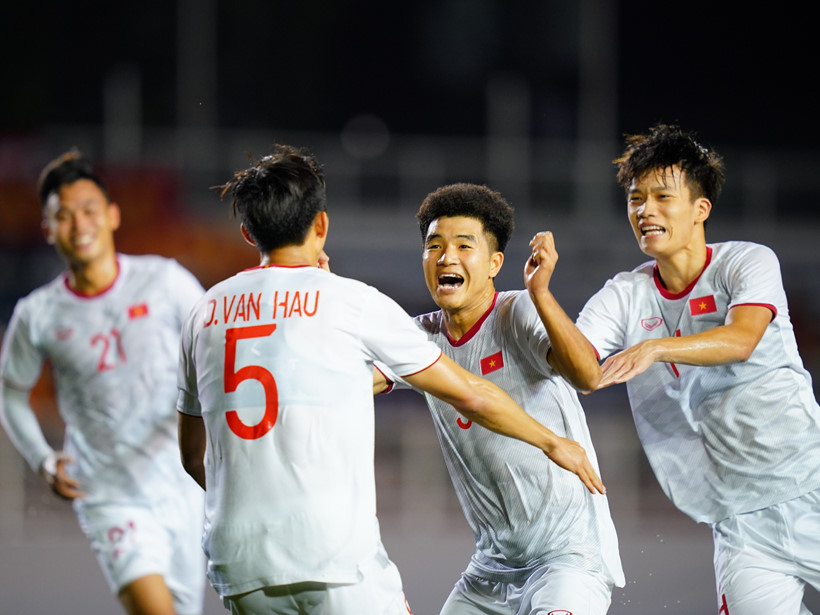 Báo Thái: Thật choáng với khoản thưởng kếch xù của 2 ĐT Việt Nam sau HCV SEA Games